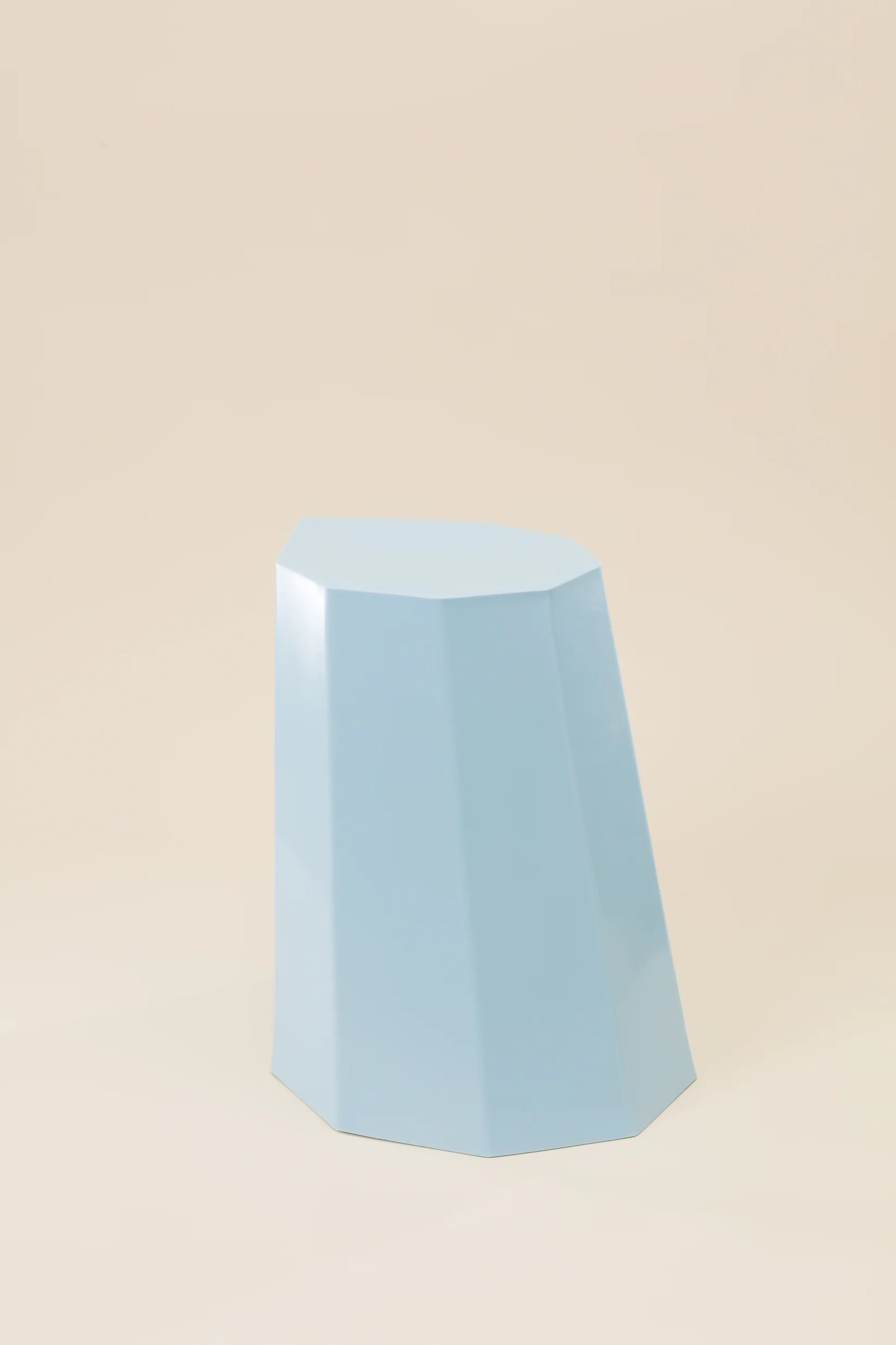 Arnold circus stool / baby blue