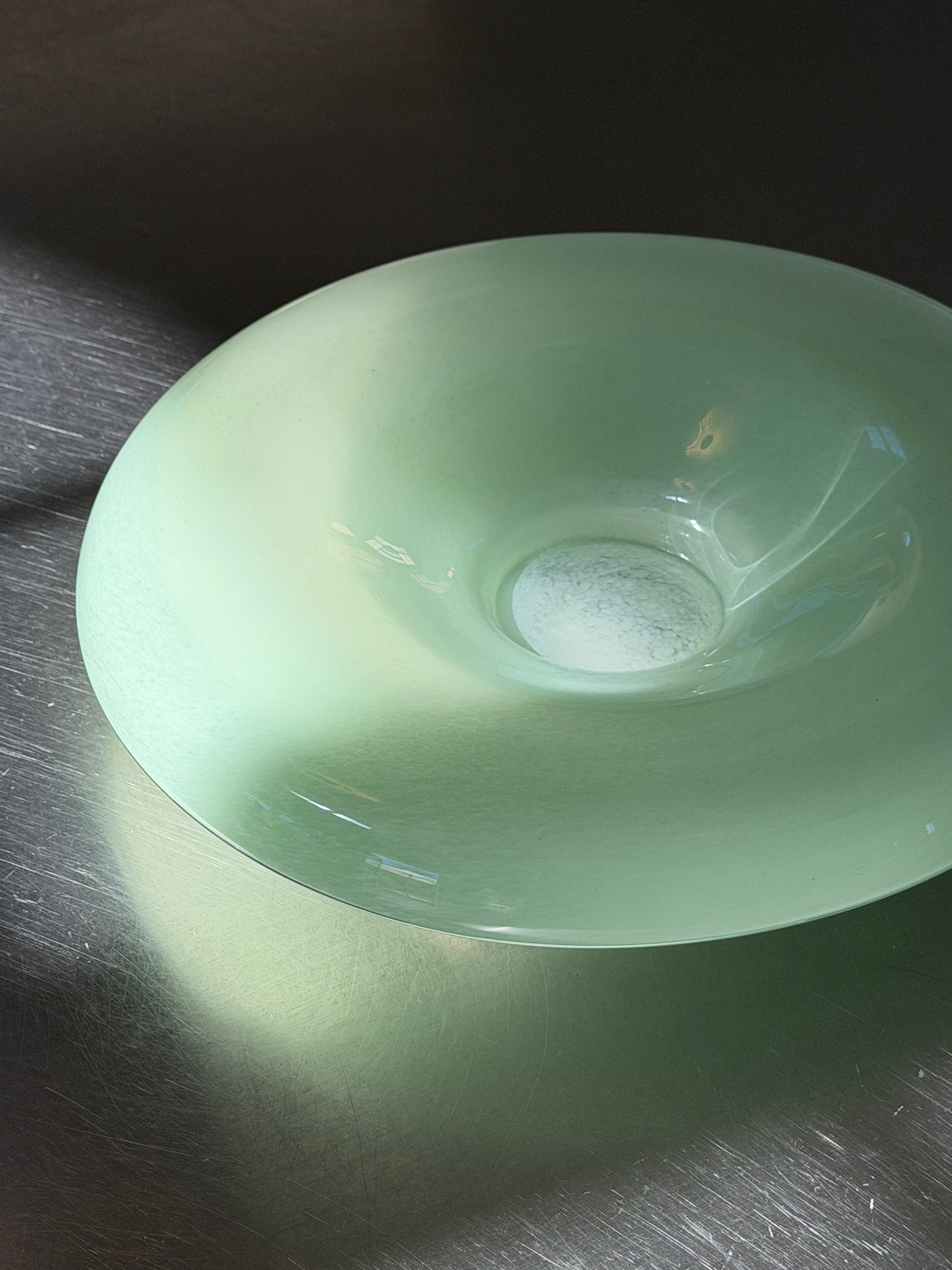 Gallery glass bowl
