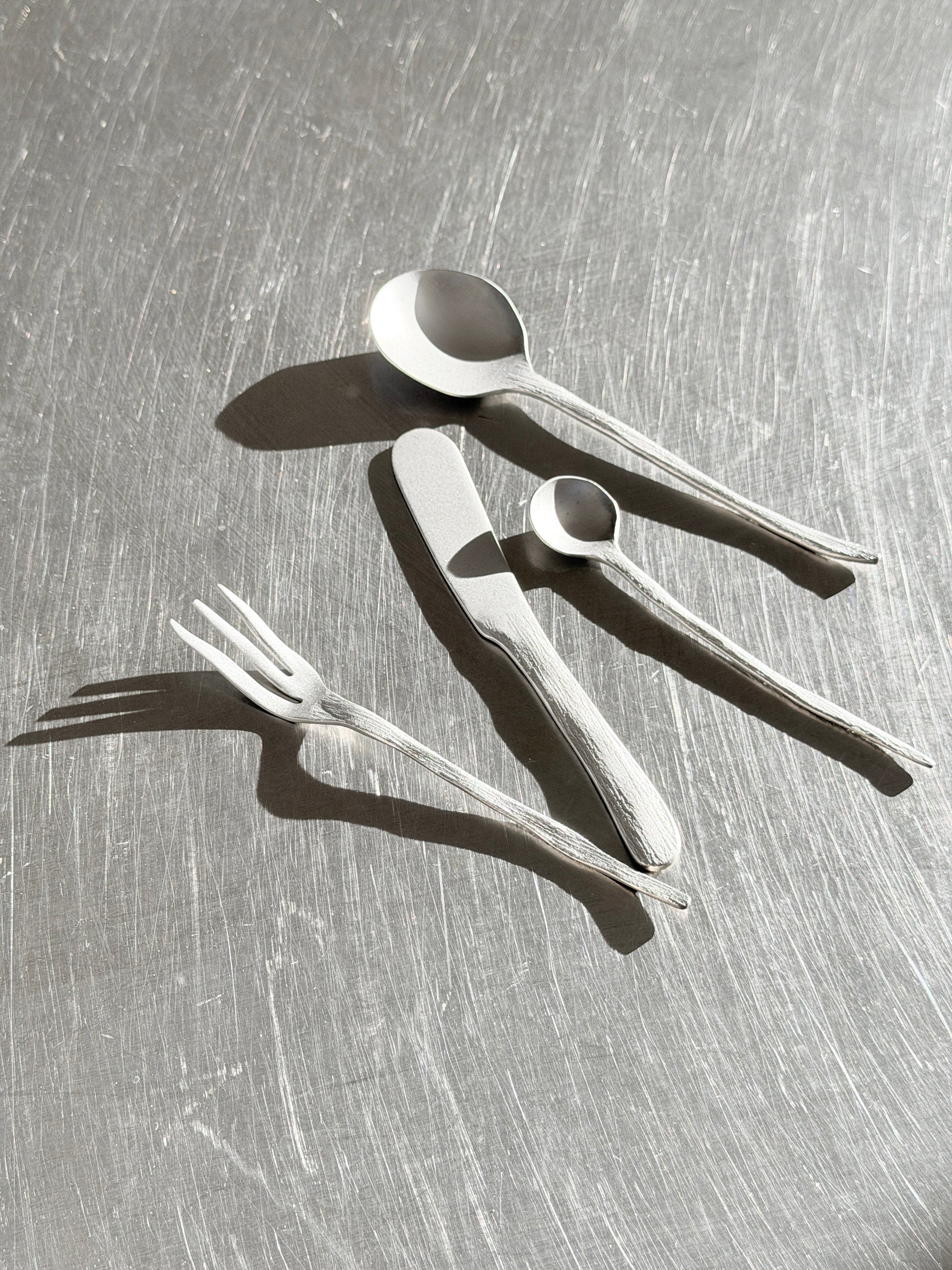 Flora serveringsbestik / sæt med 4 stk.