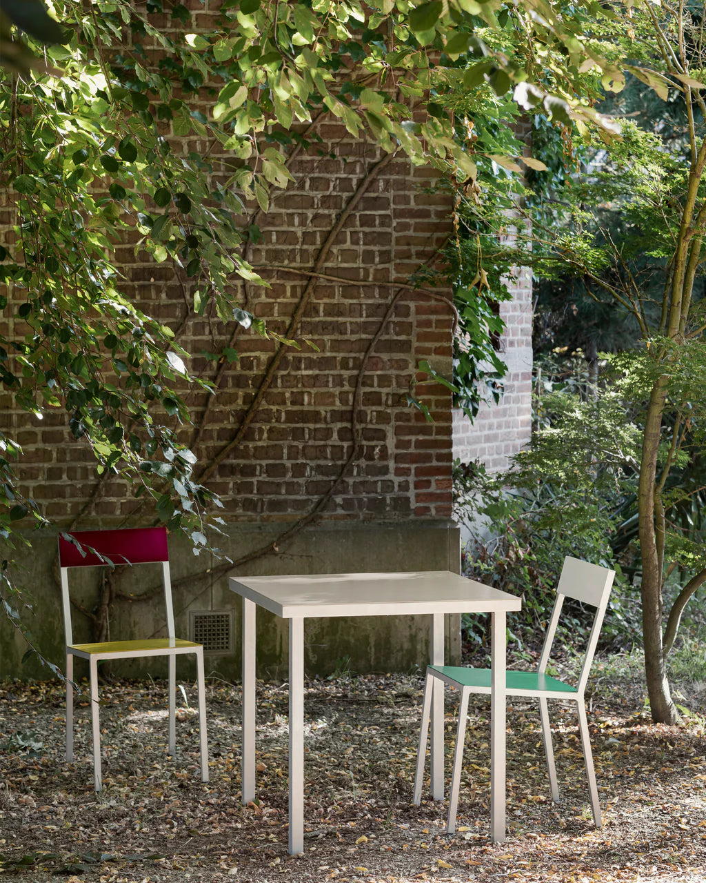 ALU table S / flere farvevarianter