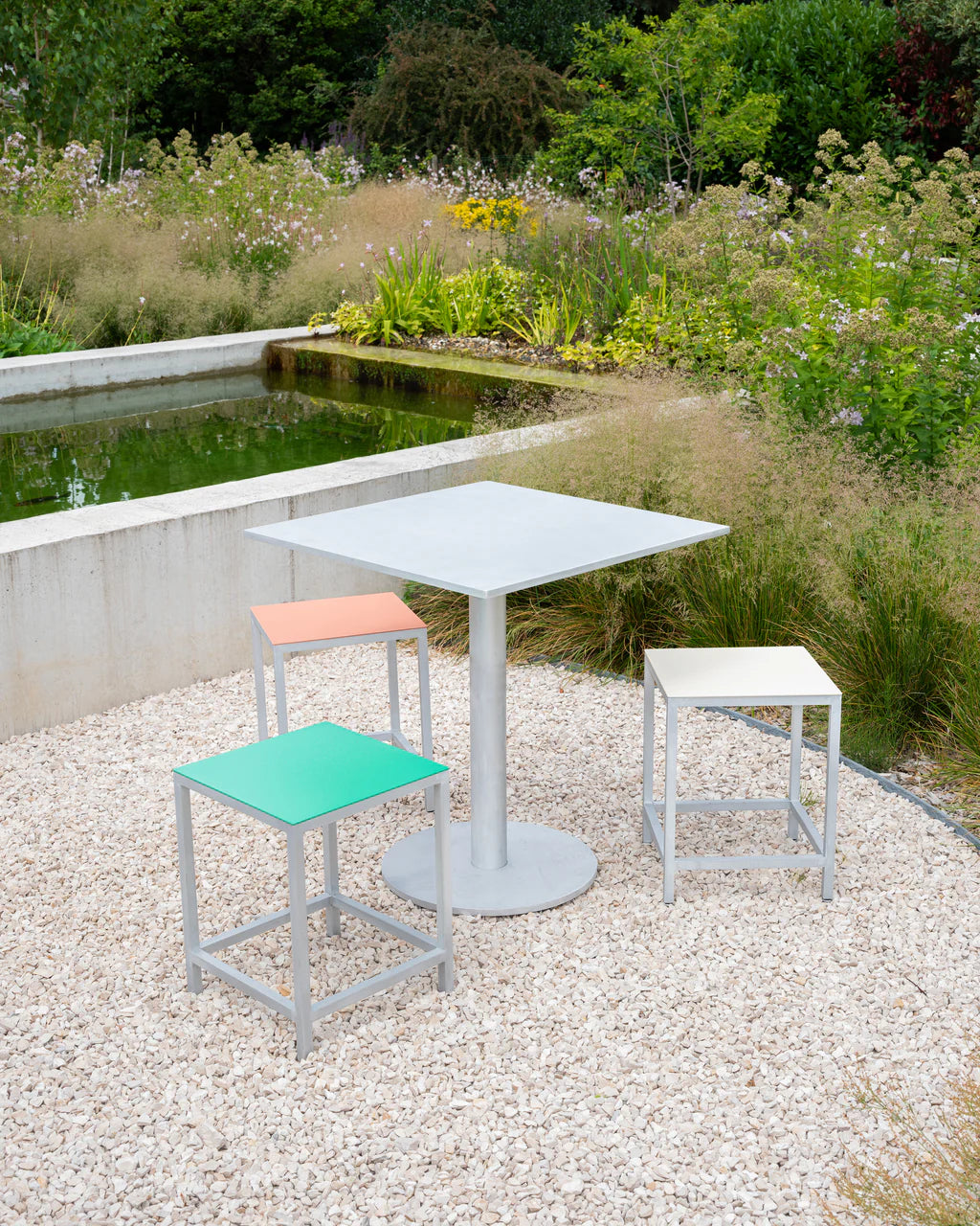 ALU stool S / flere farvevarianter