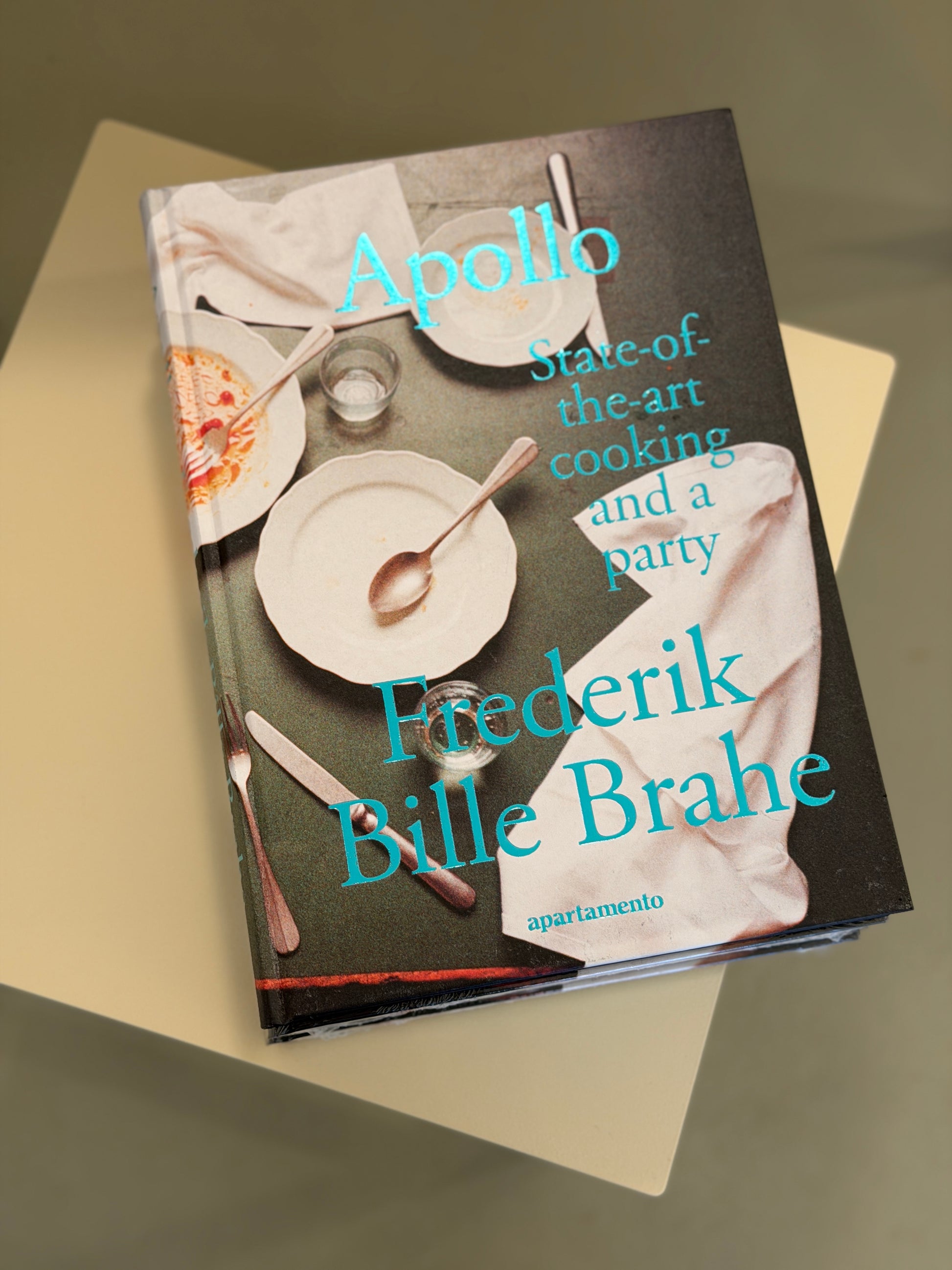 APOLLO / State-of-the-art cooking and a party af Frederik Bille Brahe