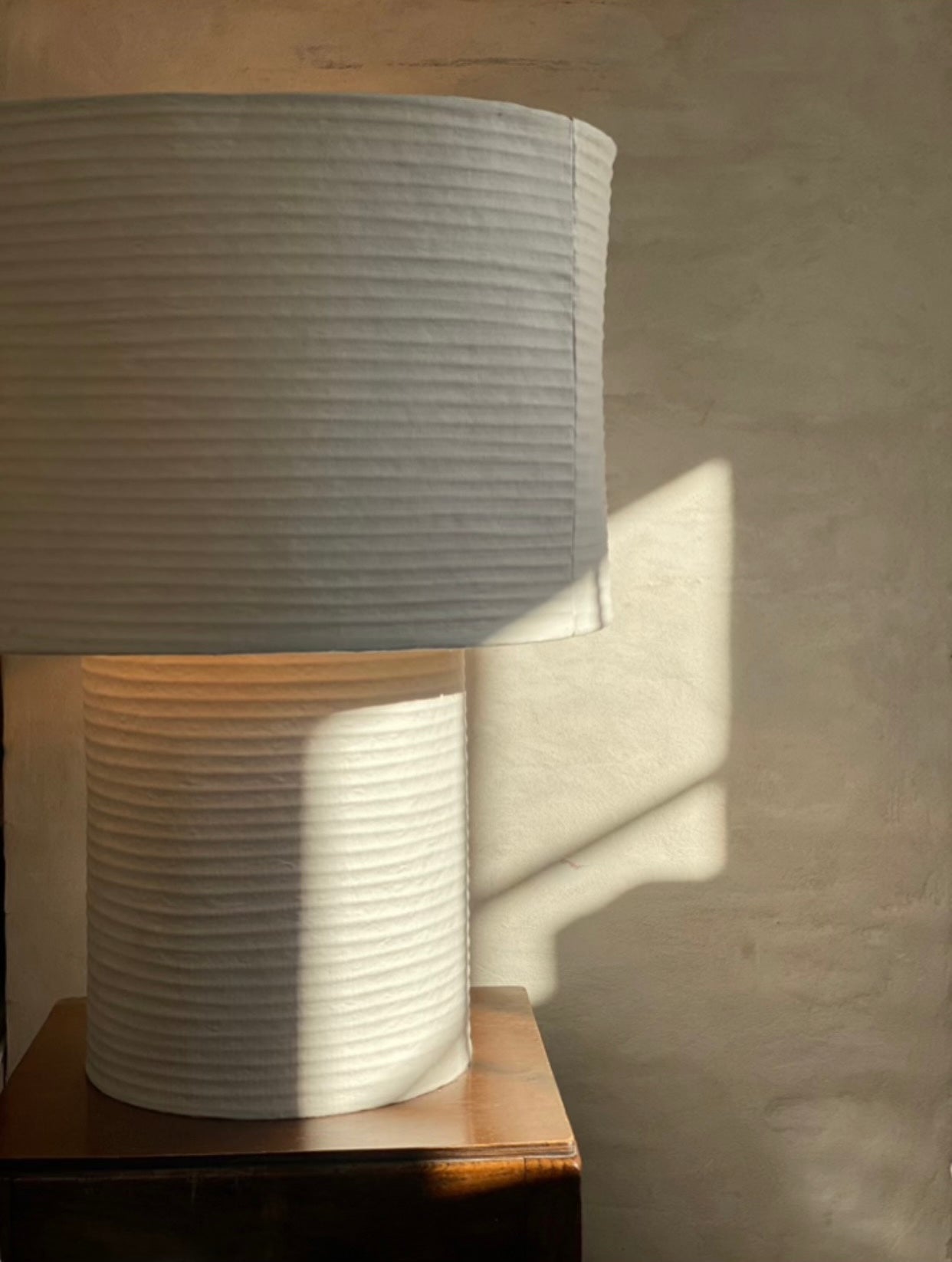 Lampe i kraftigt papir / L