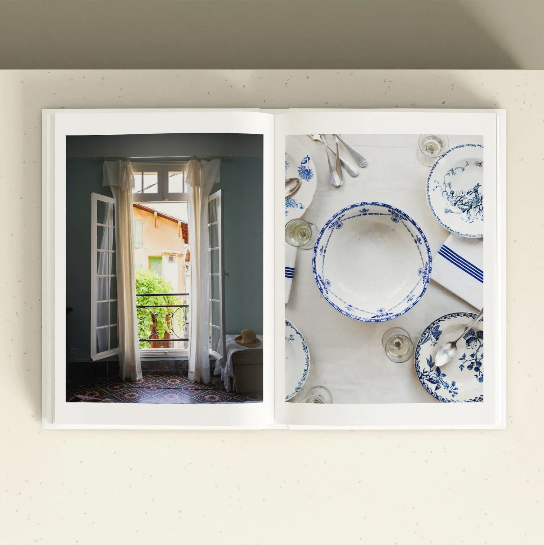 La Table D´eglantine